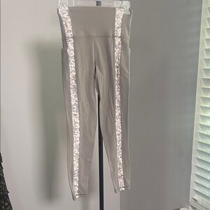 Athleta Gray Leggings with White Patterned Stripes